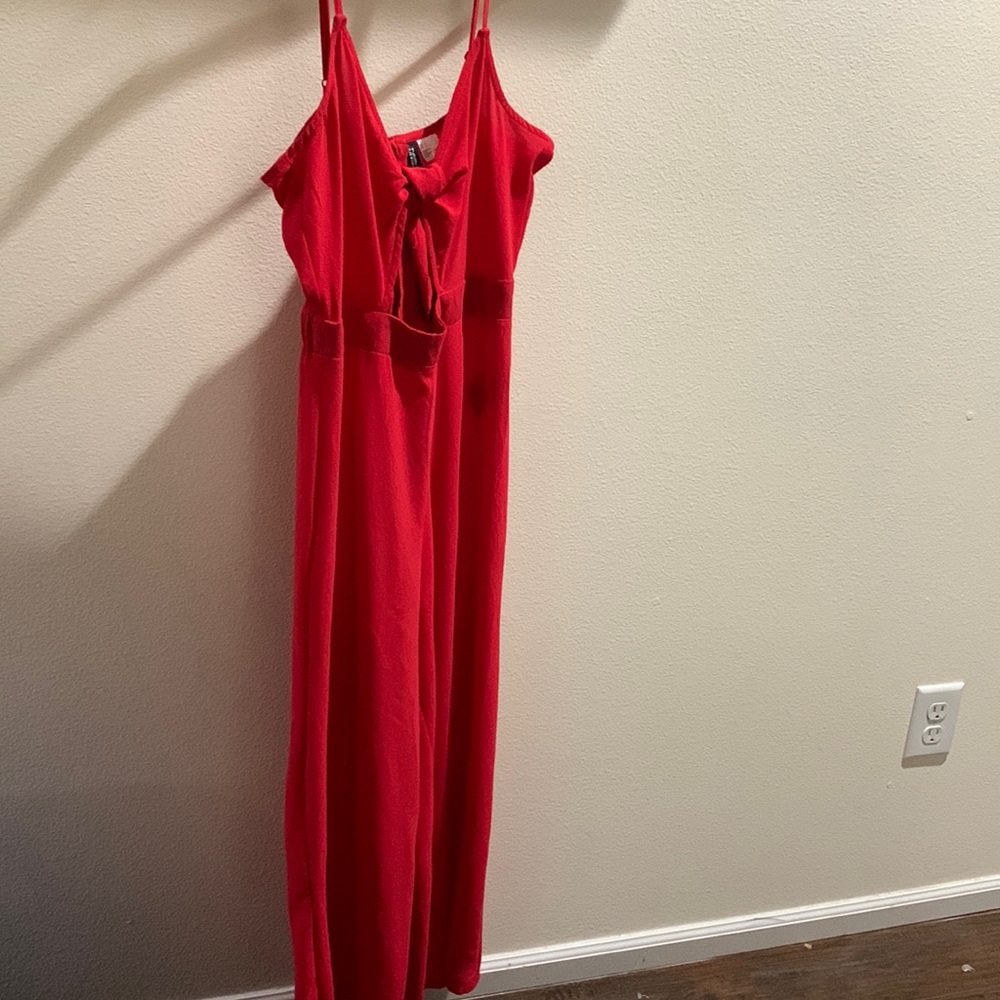 NWOT Women’s h&m sexy pants romper size medium/6